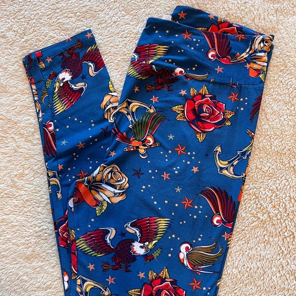 NWOT LuLaRoe Stunning Old-School American Traditional Tattoo Leggings - Picture 1 of 11